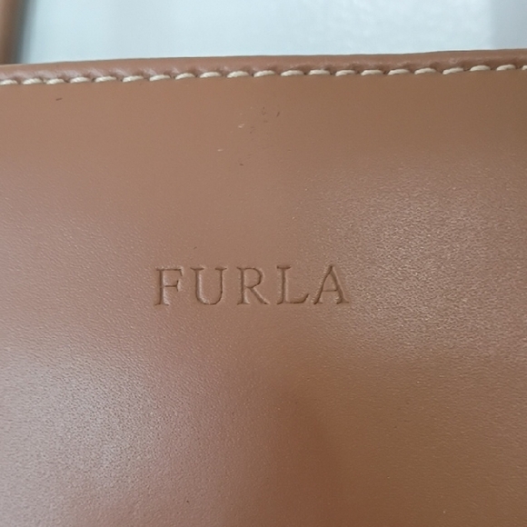 Vintage Furla Tan Leather Shoulder Bag Large Tote Purse Authentic vintage - Picture 5 of 16